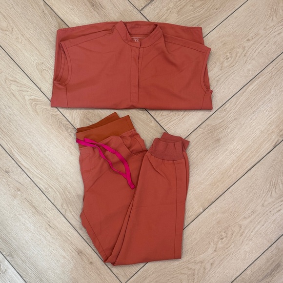 Figs Pants - Figs Women's Jogger Set - Terracotta